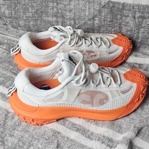 Nike ACG Mountain Fly 2 Low White Orange Hiking DV7903-100 Mens Size 6.5 NEW
